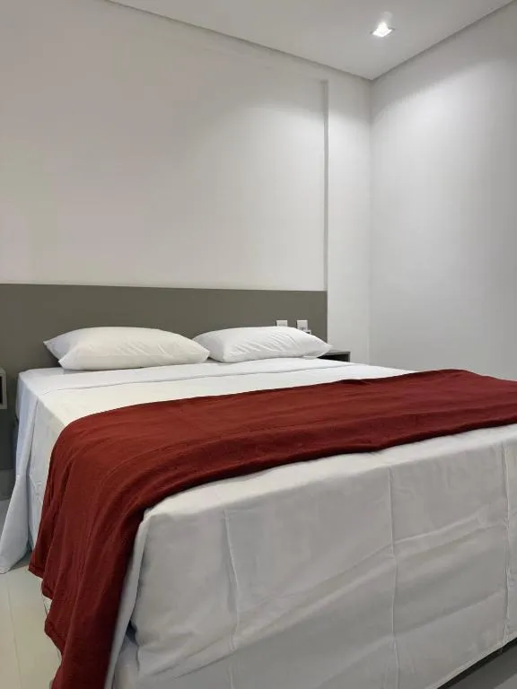 Quarto preparado para uma escapada romântica no Areião Park Hotel