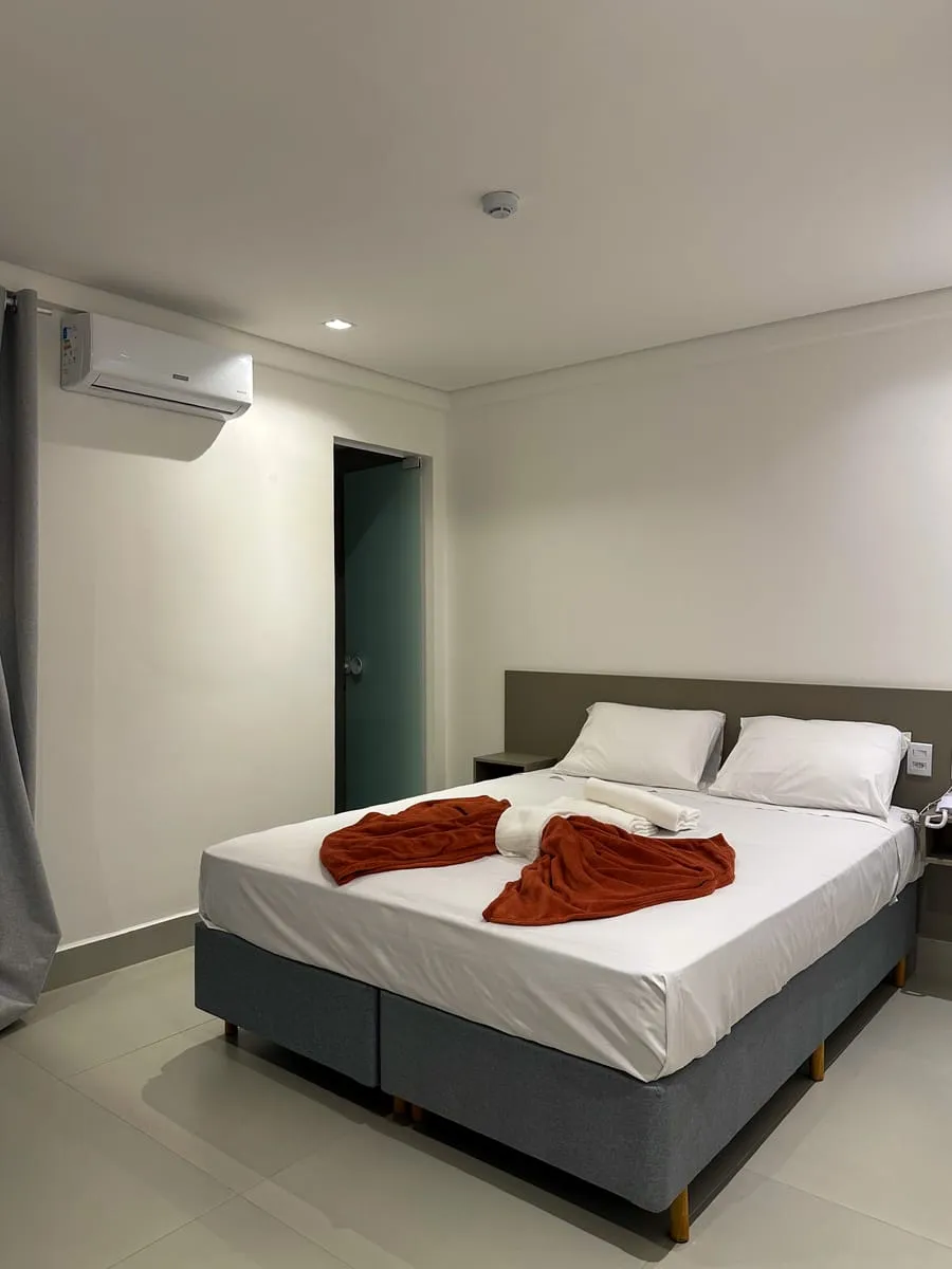 Suíte Luxo com cama de casal do Areião Park Hotel